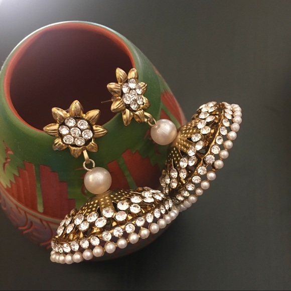 Jewelry - Bollywood Style Golden Drops